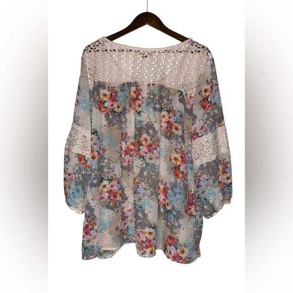 Cal Style Women Tunic Top Size L Semi Sheer Boho Hippie Crochet Floral Lace‎ - Picture 2 of 7